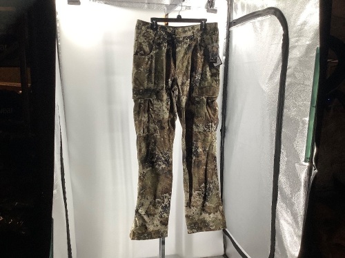 Men's Microtex Classic Pant, 32x34, Appears New - Lot 376