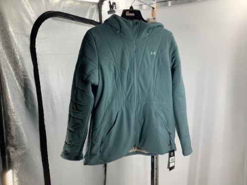 Under Armour Women's Jacket, Large, Appears New - Lot 396
