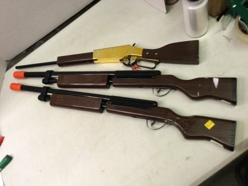 Lot of (3) Toy Guns, Ecommerce Return - Lot 462