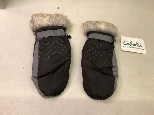 Faux fur small gloves, Appears New - Lot 606