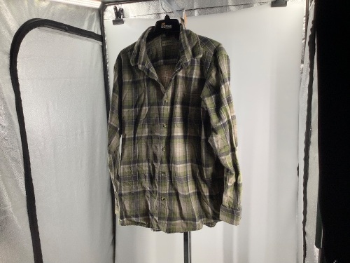 Hobbs Creek, XL, Flannel, Appears New - Lot 597