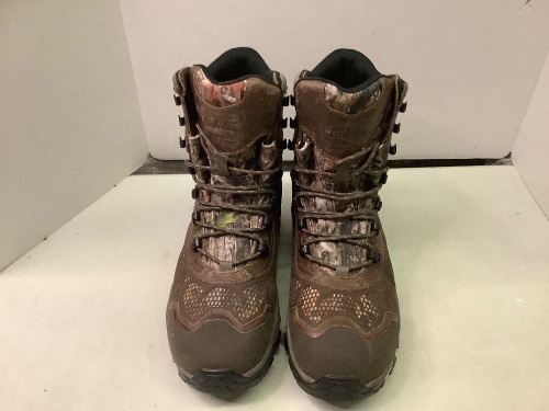 Men's Hiking Boots, 9.4, Ecommerce Return - Lot 664