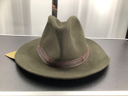 Red Head Four Seasons Felt Hat, Appears New - Lot 707