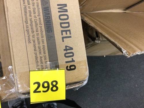 6-Amp 8-Inch Electric Telescoping Pole Saw - Lot 298