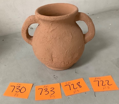 Pack of (2) Clay Flower Pots - Lot 728