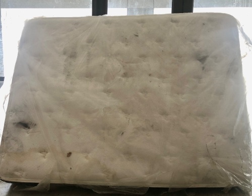 Queen Size Mattress, Soiled, E-Comm Return - Lot 17