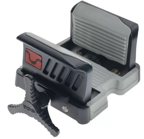 Bog Deathgrip Ultralite Mount, E-Commerce Return, Retail $89.99 - Lot 70