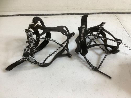 Yaktrax Pro Traction Cleats for Walking, Jogging, or Hiking on Snow and Ice, E-Commerce Return - Lot 117
