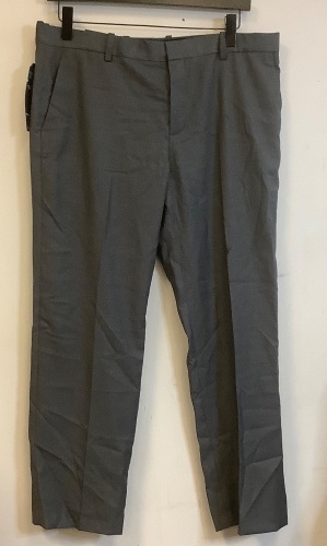 Savane The Ultimate Performance Dress Pants, Size 38x30, Appears New - Lot 179