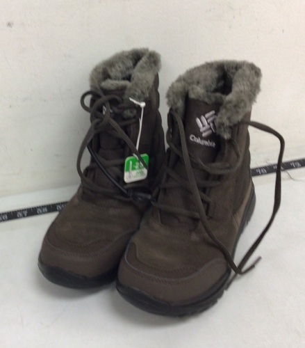 Columbia Womens Boots, 7, New - Lot 330