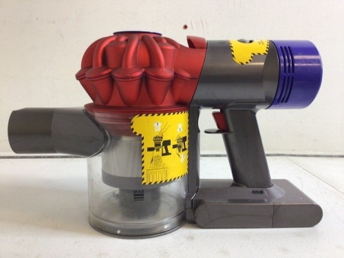 Dyson V8 Filter/Battery Pack, Powers Up, E-Commerce Return - Lot 513