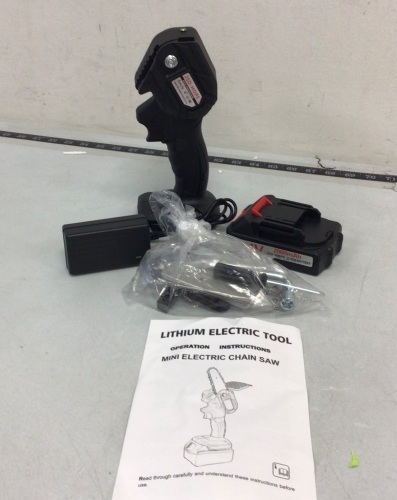 Mini Electric Chain Saw, Powers Up, Appears New - Lot 518