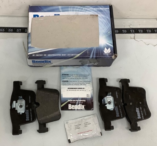 Bendix Brake Pads, E-Commerce Return - Lot 527