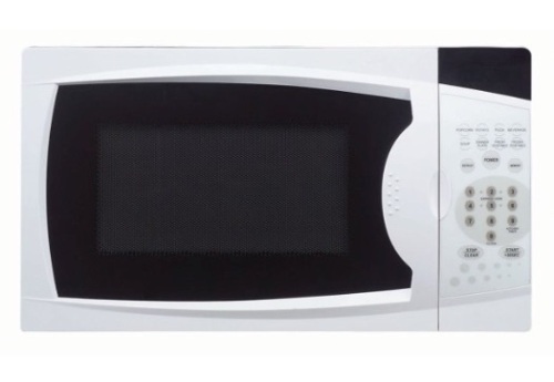 Magic Chef 0.7 Cu. Ft. 700W Countertop Microwave, Powers Up, Appears New - Lot 87