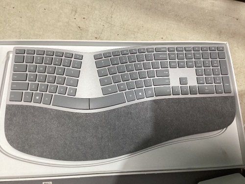 Microsoft 3RA-00022 Surface Ergonomic Keyboard,Gray - Lot 156