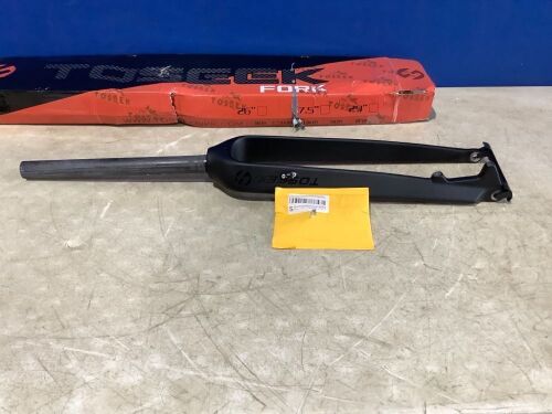 1-1/8" 3K T800 Full Carbon Fiber Rigid Disc Brake MTB Fork, 28.6mm Threadless Straight Tube Superlight  - Lot 785