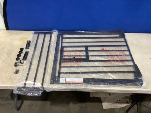 KingSo 29.5"-40.5" Extra Wide Baby Gate Baby Fences, 30" Tall  - Lot 157