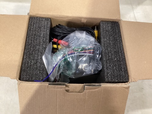 Car Stereo, Unknown Fit - Lot 905