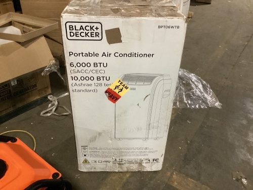 BLACK+DECKER 10,000 BTU Portable Air Conditioner with Remote Control - Lot 50