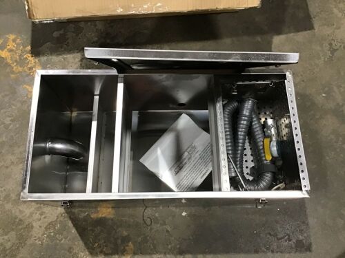 BEAMNOVA Commercial 25LB Grease Trap 13 Gallons Per Minute, Top Inlet for Restaurant Kitchen Tools  - Lot 991
