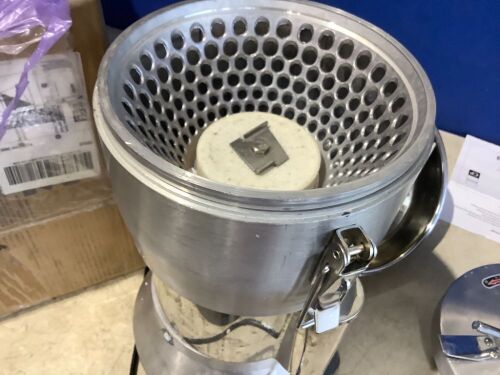 Commercial Soybean Grinding Machine  - Lot 244