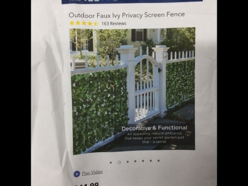 Outdoor Faux Ivy Privacy Screen Fence,New - Lot 55