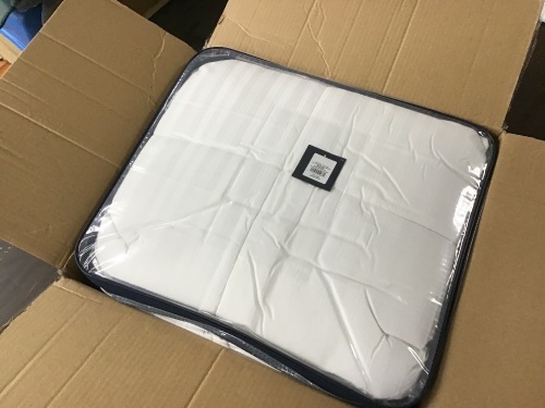 King Size Comforter - E-Comm Return, Appears New  - Lot 506