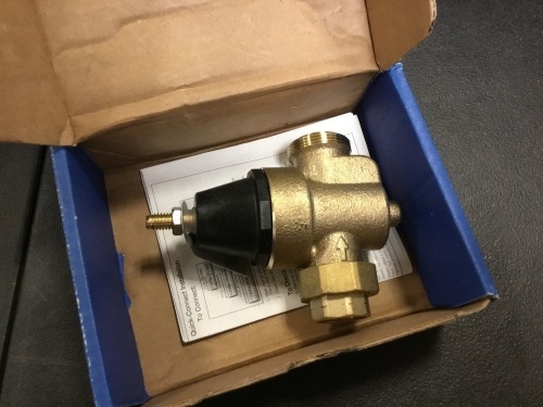 Watts 3/4" Brass Water Pressure Reducing Valve LFN45BM1-U - Appears New - Lot 640