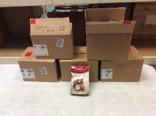 Lot of (5) Cases of Archway Soft Iced Molasses Cookies, Best by March 2021, 6/12oz/Case - New - Lot 809