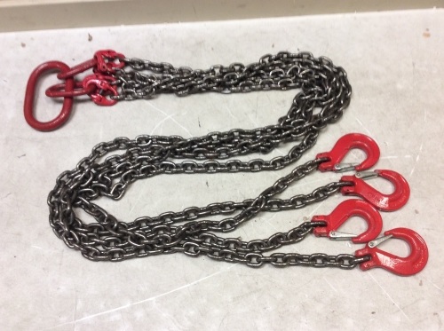 4 Hook Lifting Chain - Appears New  - Lot 1011