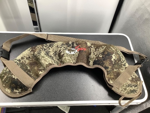 Blackout Bow Cover, Appears New