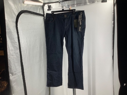 Natural Reflections, 16 Womens Pant, Appears New - Lot 274