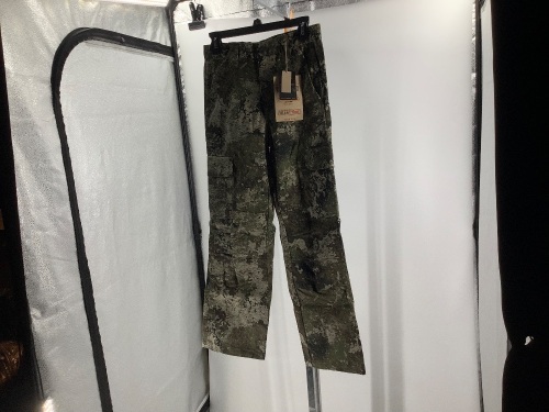 RedHead, Strata, Youth Silent Hide Pant, Xlarge, Appears New  - Lot 275