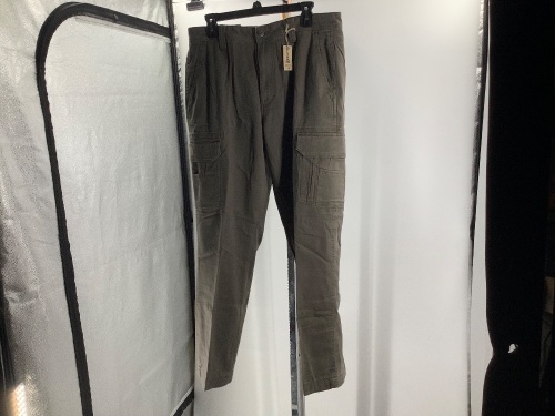 RedHead, Mens Pant, Rh Fulton, 34x30, Appears New  - Lot 303