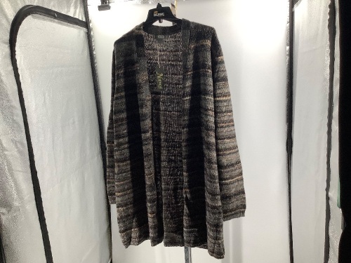 natural Reflections, Charcoal Angel Fall, Cardagain, 2Xl, Appears new  - Lot 309