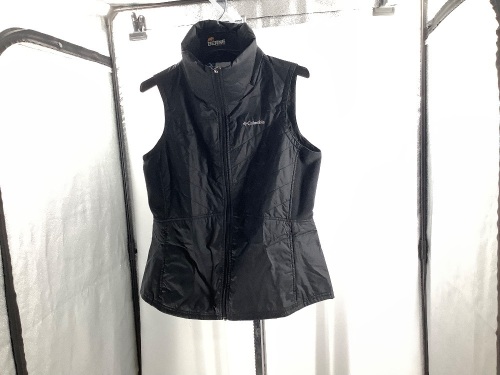 Columbia, Mix it Around Vest, Womens Medium, Appears New  - Lot 320