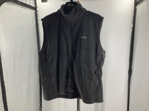 Columbia, Steens Mountain vest, Mens Large, Appears New  - Lot 335