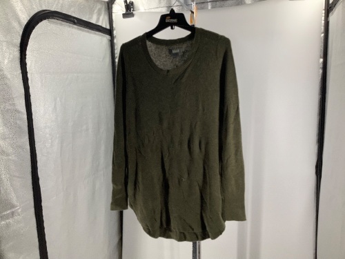 Natural Reflections Women's Rib Shirt, Large, Appears New - Lot 369