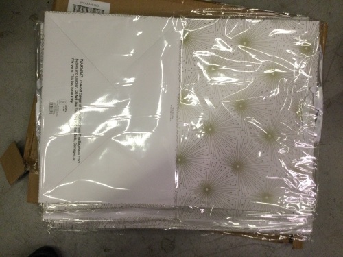 Box of 20 Gift Bags, 17" x 12" x 24", Appears New