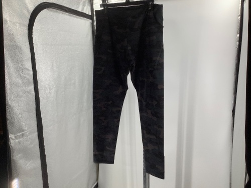 Natural Reflections Women's Leggings, Large, Appears New