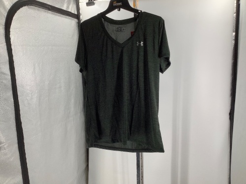 Under Armour Men's V Neck Shirt, XL, Appears New