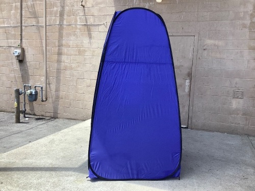 Pop Up Privacy Shelter, Large, Appears New