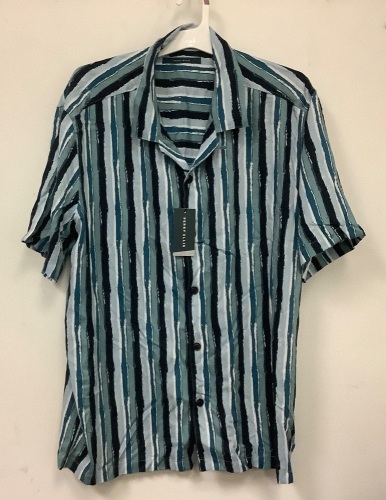 Perry Ellis Mens Button Down, XL, New - Lot 230