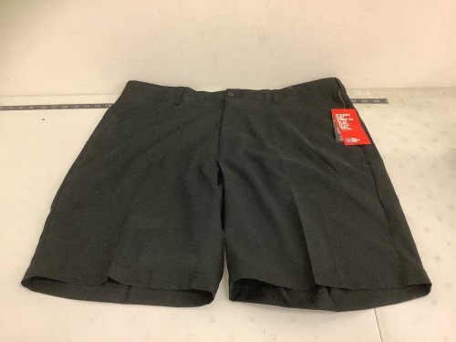 PGA Tour Mens Shorts, 40, New - Lot 234