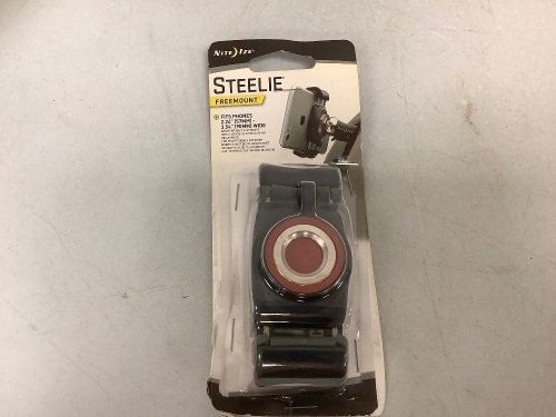 Steelie Freemount, E-Commerce Return - Lot 443