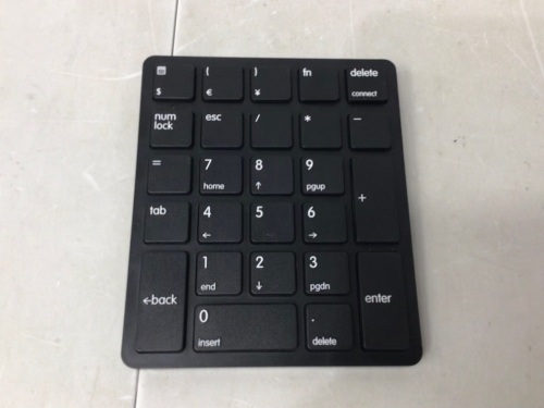 Wireless 26 Key MultiFunctional Numeric Keypad, Powers Up, Appears New - Lot 858
