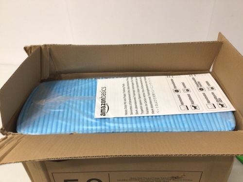 Box of Heavy Duty Pet and Puppy Training Pads, XL, Appears New - Lot 722