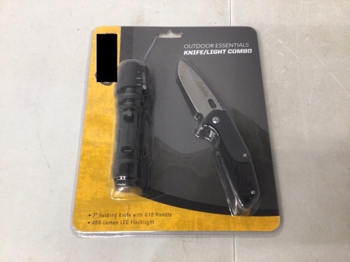 Knife/ Light Combo, Appears New - Lot 509