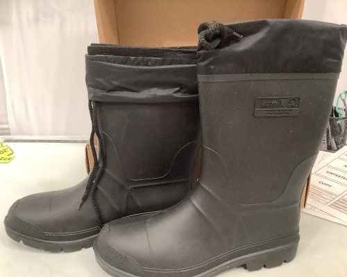 Kamik Mens Rubber Boots, 11, Appears New - Lot 396