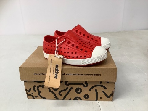 Native Toddler Shoes, C6, E-Commerce Return - Lot 635